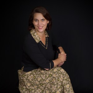Headshot of Anna David