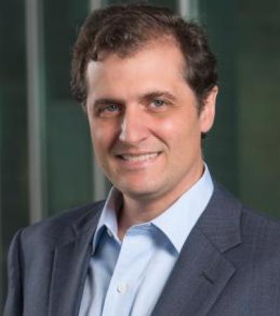 Desmond  Arias